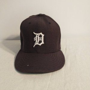 New Era 59Fifty Detroit Tigers Fitted Baseball Hat Size 7 1/2 Black White D Logo